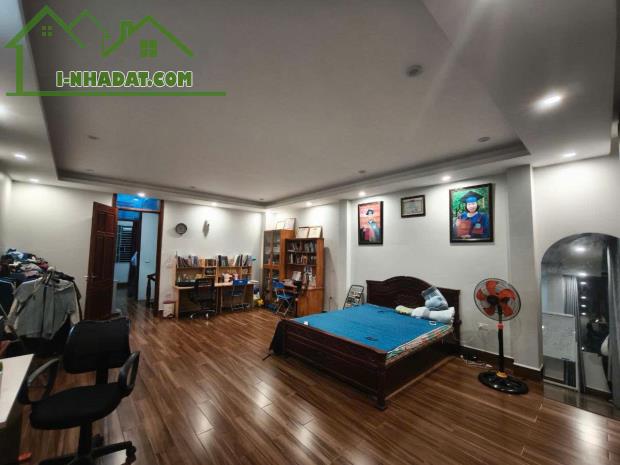 Nhà Đẹp Phân Lô Phố Vũ Đức Thận, 5 Tầng, Vỉa Hè, 1 Bước Ra Phố, Kinh Doanh Cực Tốt. - 4