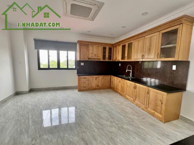 BÁN NHÀ HẺM Ô TÔ THÔNG LÃ XUÂN OAI, 1 TRỆT 1 LỬNG, 68M2, GIÁ CHỈ 4,15 TỶ