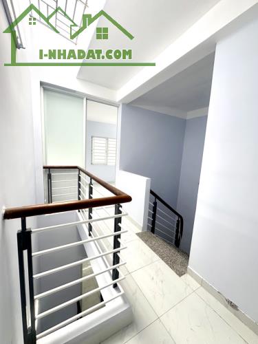 ĐỐI DIỆN VẠN PHÚC CITY HẺM XE HƠI PHÂN LÔ 60M2 3 TẦNG NGANG 4M 4PN CHỈ NHỈNH 6 TỶ có TL - 1