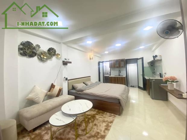 Bán nhà 8 tầng thang máy, mặt phố Âu cơ, ô tô tránh, giá 16.4 tỷ - 1