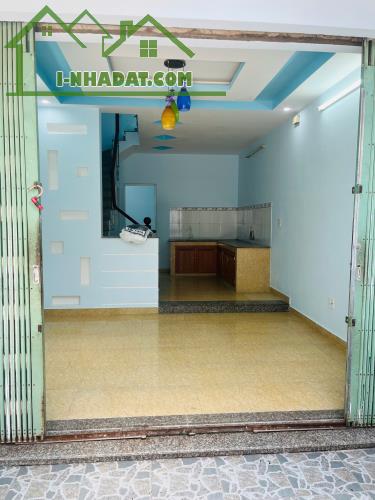 Nhà bán gần chợ mỹ hạnh nam 80m2 (1 trệt 1 lầu). sổ hồng riêng - 3