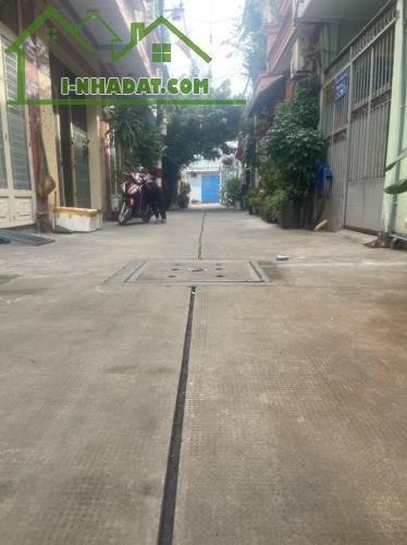 Bán nhà hẻm 4,5m Nguyễn Sỹ Sách 3 tầng 47m2 – Giá 4,55 Tỷ tl.