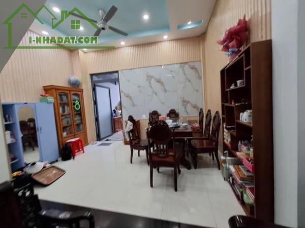 Bán gấp Nhà 100m2, Xe hơi 7 chỗ ngủ trong nhà, sát Mt Linh Đông Thủ Đức, Giá 6 tỷ hơn TL - 2