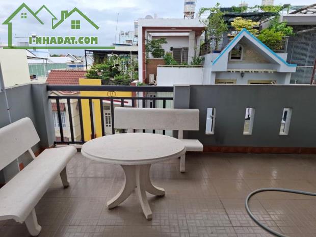 Bán gấp Nhà 100m2, Xe hơi 7 chỗ ngủ trong nhà, sát Mt Linh Đông Thủ Đức, Giá 6 tỷ hơn TL - 5