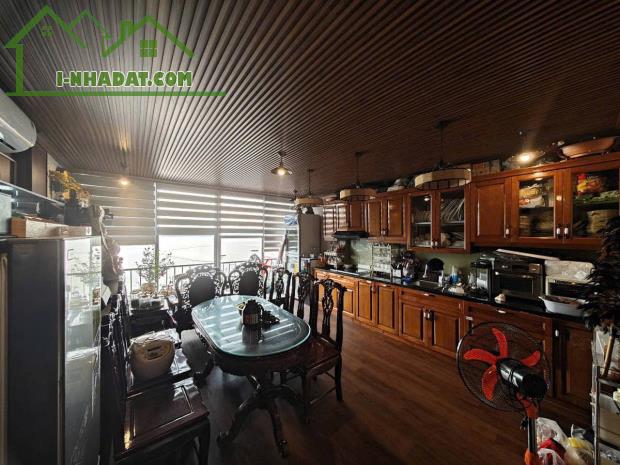 BÁN NHÀ MẶT PHỐ YÊN HOA, TÂY HỒ. 40M2 6 TẦNG- MT 5M GIÁ 32 TỶ- LÔ GÓC VIEW HỒ TÂY, VỊ TRÍ - 1