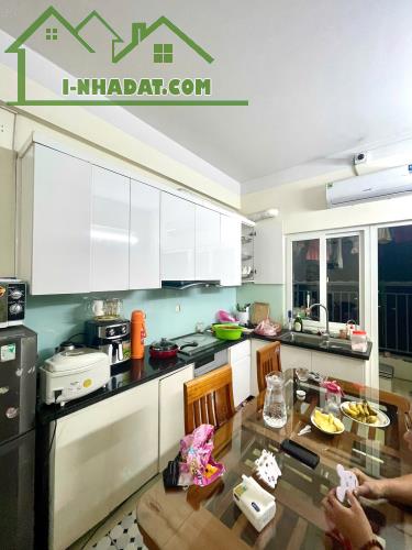 Cần bán gấp căn hộ 65m² tầng 7, full nội thất, hướng Nam view thoáng cực đẹp tại KĐT Thanh - 2