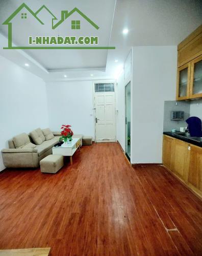 Cho thuê căn hộ CCMN Khương Hạ, 60m2, tầng 4, 3 ngủ, 10 triệu, ô tô đỗ cửa, vào ngay - 3