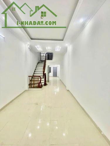 🏡 NHÀ MỚI XÂY KIÊN CỐ - CHỈ HƠN 4 TỶ - GẦN TRUNG TÂM THANH TRÌ