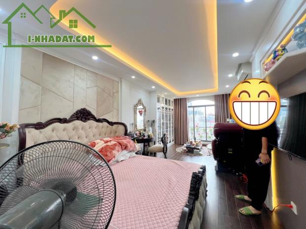 Bán nhà Đại La, mặt phố, lô góc, vỉa hè kinh doanh, ô tô dừng đỗ, 66m2, mt 4m, chỉ 35 tỷ. - 2