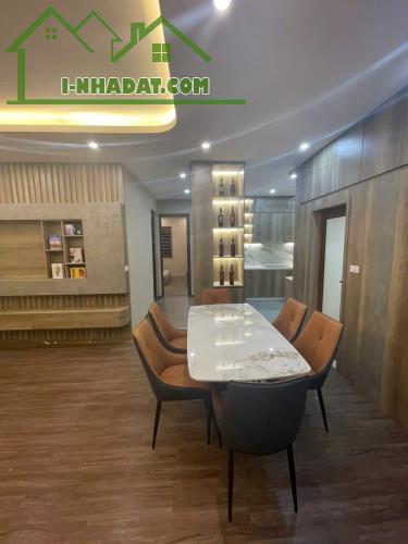 Bán gấp căn góc 3PN 110m2 3 mặt thoáng chung cư 28 Xuân La full nội thất, bao toàn bộ thuế - 1