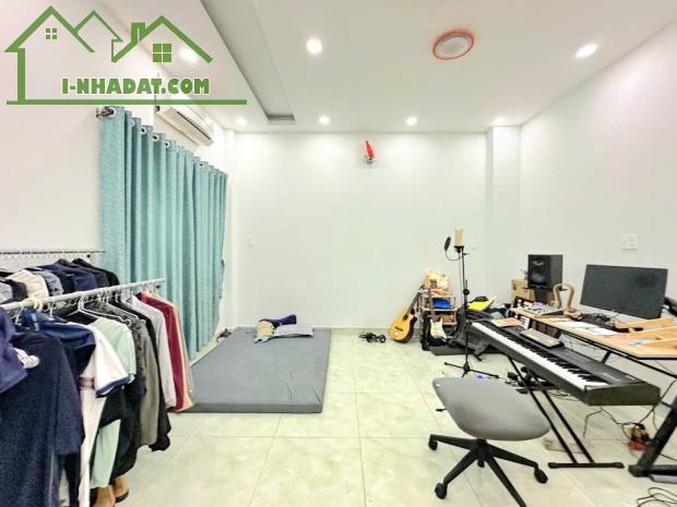 BÁN NHÀ MẶT TIỀN P15 TÂN BÌNH, TRƯỜNG CHINH, 5X14M, 4 TẦNG,6PN, 11 TỶ XÍU