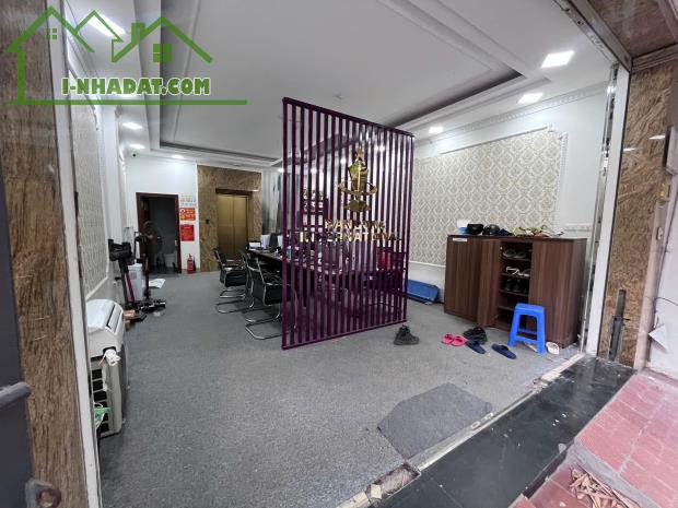 Phân lô, oto tránh, 7 tầng TM, nội thất nhập khẩu châu Âu, 1 phút ra hồ Tây, đẳng cấp 5sao - 5
