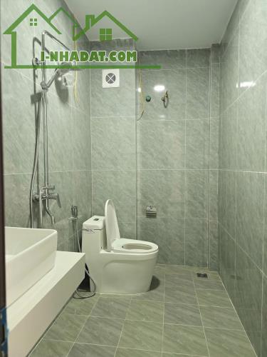 NHÀ MỚI THANG MÁY 4 CHỖ ĐỖ CỬA NGỌC TRÌ THẠCH BÀN 35M2 x 5T. GIÁ ĐẸP 6,4TỶ - 1