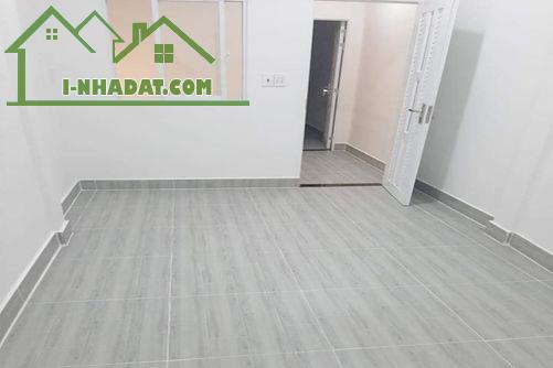 Bán nhà lĩnh nam, siêu hiếm, ô tô đỗ cửa, ngõ thông, 50m2, giá chỉ 4,2 tỷ