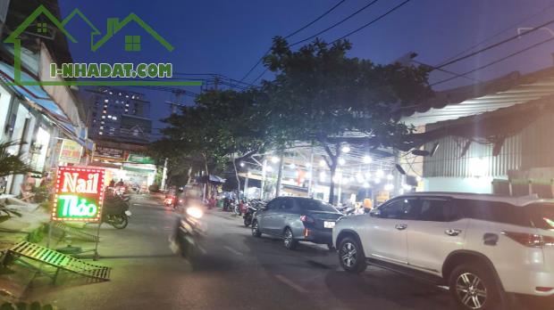Gấp Bán Nhà MTKD ĐƯỜNG Nguyễn Quý Êm 135m² ( 4.2 /8 X 22) - 18tr/tháng - 2