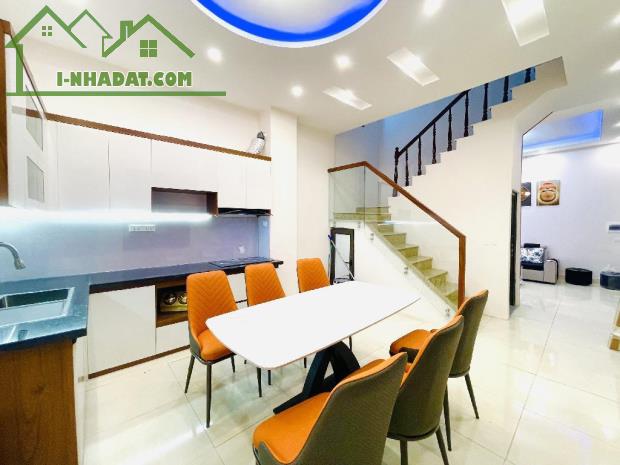 🏡 Nhà Đẹp Đón Tết – Tổ Ấm Lý Tưởng – Giá Chỉ 6.9 Tỷ!