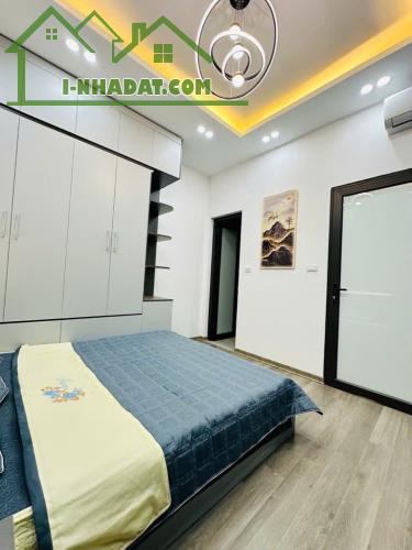 BÁN NHÀ KIM MÃ - 32M2 X 5 TẦNG - 5.5 TỶ - OTO NGÕ TO 3 BÁNH - 3 BƯỚC RA MẶT PHỐ