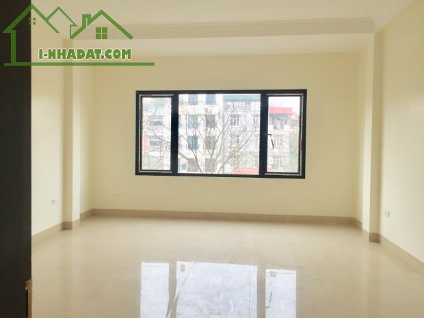 Cho thuê nhà vừa ở vừa kinh doanh Bờ Sông Sét, ngay CC Nam Đô, 40m2, 5 tầng - 1