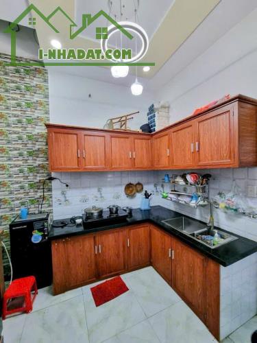 Bán nhà Bình Thạnh, Bùi Đình Túy, dòng tiền 7,5 tr/th,nở hậu 5,4m, 3.xx tỷ - 2