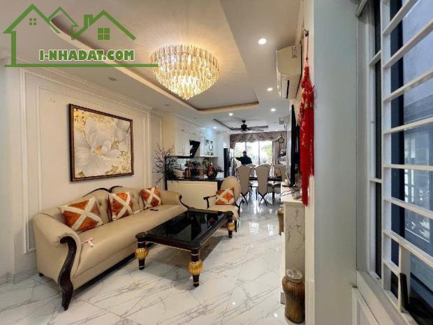 Bán nhà mặt phố Đại La, Hai Bà Trưng, 65m², 7 tầng, 35 tỷ, sổ đỏ - 1