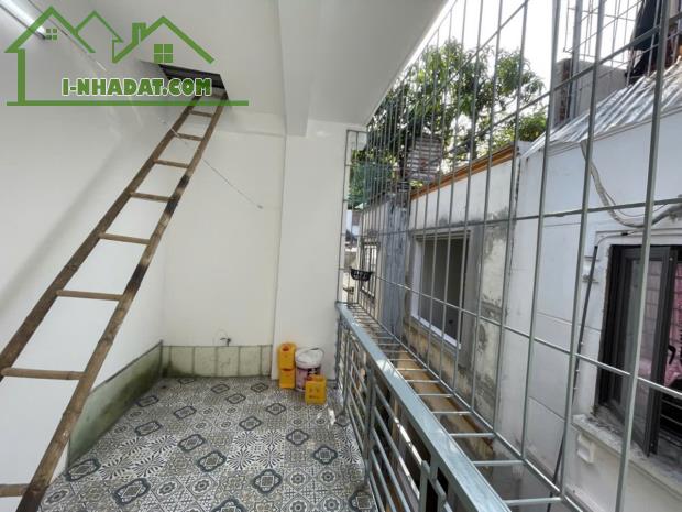 Bán Gấp Nhà Định Công-HM , 46m2 , Giá hơn 7 Tỷ , Lo góc , 3 Thoáng , oto 30m - 5