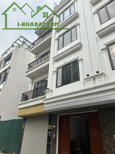 Bán nhà Đẹp Ngọc Lâm Long Biên- Phân Lô - Ngõ Ô tô – 39m2 – 5 tầng – 6,5 tỷ ( Thương