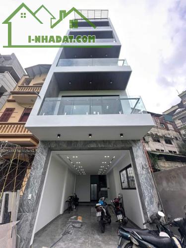 Bán Nhà Ngõ 67 Phố Nguyễn Văn Cừ, Ngọc Lâm, 70m2, 7Tầng, Gara Ô TÔ, Thang Máy, Full đồ