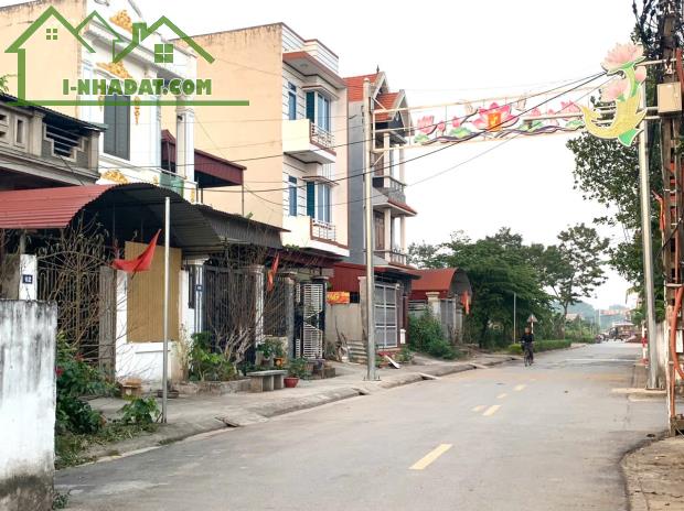 Đất kinh doanh trục chính Thôn 1 Thụ Ích - Liên Châu - Yên Lạc- Vĩnh Phúc.