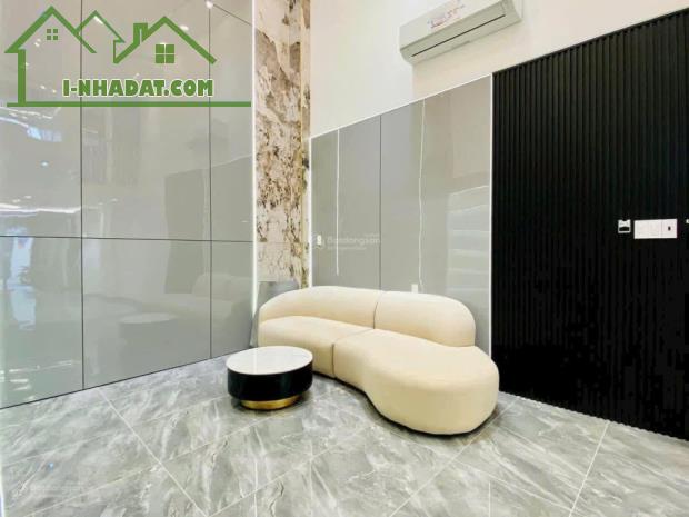 🏠 Bán nhà Hoàng Diệu, Q.4, 57m², 4 tầng, 5PN, 5WC - 3.9 tỷ 🏠 - 2