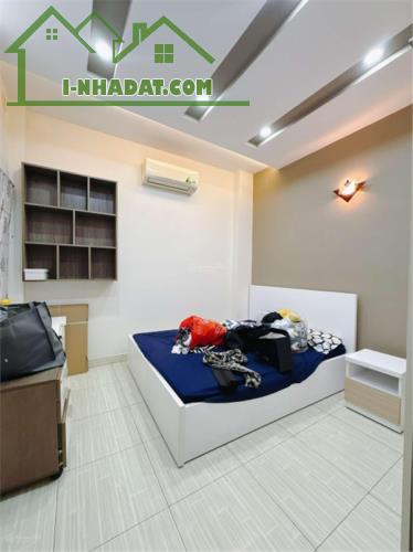 🏠 Bán nhà Khánh Hội, Q.4, 45m², 4 tầng, 4PN, 4WC - 5.85 tỷ 🏠 - 3