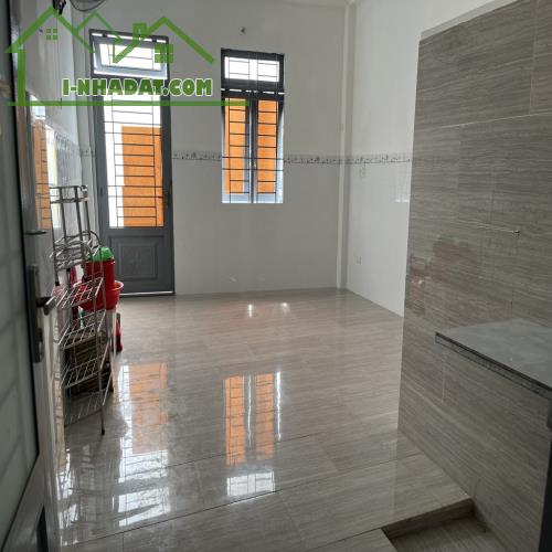 Bán nhà mặt phố thổ cư- Sổ hồng riêng chỉ từ 4 ty_ Khu vực Phường Trường Thọ, Quận Thủ Đức