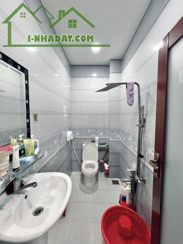 BÁN NHÀ HXH Trần Thái Tông, Tân Bình 2 tầng 76m2 (4x19). Nhà đẹp ở ngay. Giá chỉ 7,99 tỷ. - 1