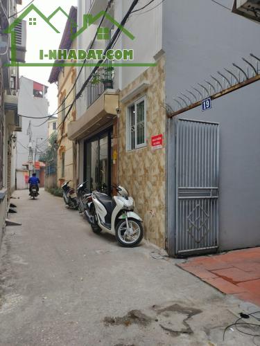 Bán gấp nhà gần mặt phố Ái Mộ Bồ Đề 32m 5 tầng mt4.3m giá chỉ 6.18 tỷ ô tô đỗ cổng - 4