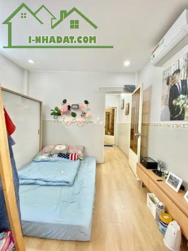 Bán gấp nhà đẹp (ĐS8) LÊ VĂN THỌ, Gò Vấp, Giá 3 tỷ hơn - 2 Tầng - 38m2 -Tặng full nội thất - 5