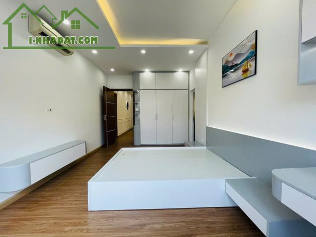 Bán rẻ căn 3PN 152m2 tầng trung full nội thất đẹp 17T5 Trung Hòa Nhân Chính ở cho thuê tốt - 1