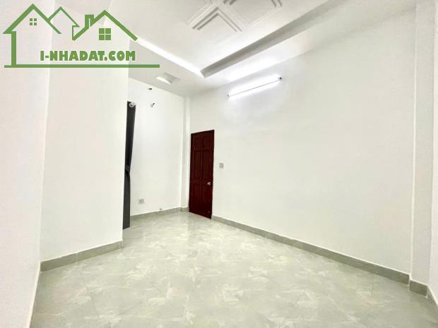 Xoay vốn làm ăn bán nhà đường Lý Thường Kiệt P9 Tân Bình DT 80m2 Giá 3tỷ Lh@932861530 Vân - 1