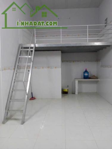 CHO THUÊ NHÀ MẶT TIỀN HẺM 12 NGUYỄN TRUYỀN THANH 32M2 TIỆN KD GIÁ 3TR - 2