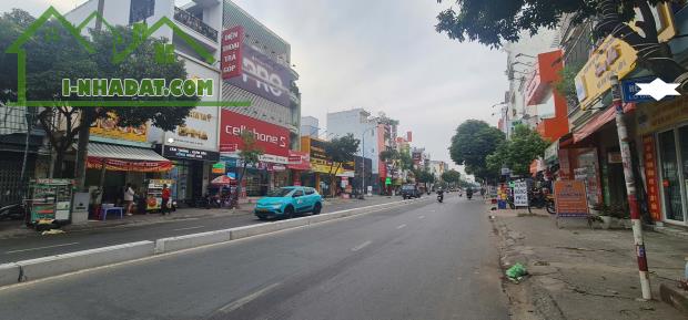 Cho thuê nhà mặt phố Nguyễn Sơn, Tân Phú, 240m², 59 triệu/tháng - 2