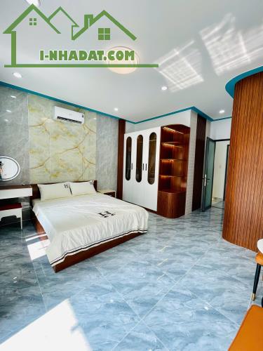 BÁN NHÀ NGAY TRƯỜNG HỌC TÂN SƠN, 60M2, HẺM 5M THÔNG, 3PN NHỈNH 5 TỶ 7 - 3