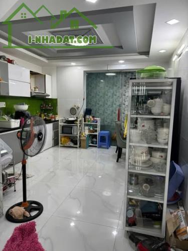 Nhà đẹp NGUYỄN VĂN ĐẬU, Bình Thạnh, giá 11 tỷ hơn - Xe hơi ngủ trong nhà - 5 TẦNG - P/lô - 3