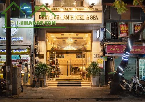 Cần bán Khách sạn 4 Sao Mặt phố Hàng Bông, Hoàn Kiếm DT: 172m² x 11T x MT: 5,1m.