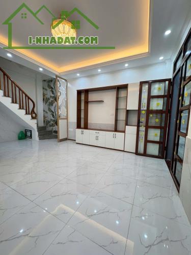 Bán Nhà Khương Đình DT30m, 5T, MT5m, 6,5 tỷ . - 2