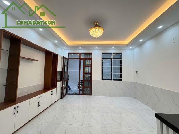 Bán Nhà Khương Đình DT30m, 5T, MT5m, 6,5 tỷ .
