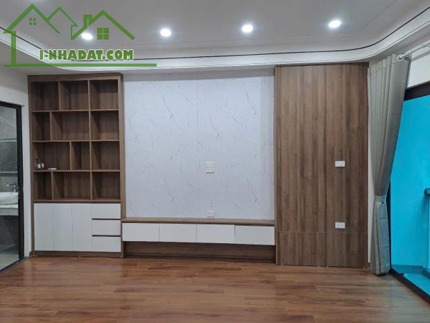 HIẾM ĐÀM QUANG TRUNG 47M2 x 6T THANG MÁY FULL NỘI THẤT 1 NHÀ RA PHỐ. 9,5TỶ - 2