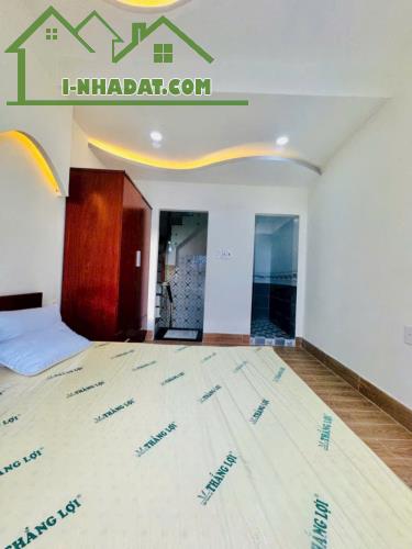 Bán nhà Q.Bình Thạnh,Xô Viết Nghệ Tĩnh, ngang 4,4m, dòng tiền 7 tr/tháng,3 tỷ - 2