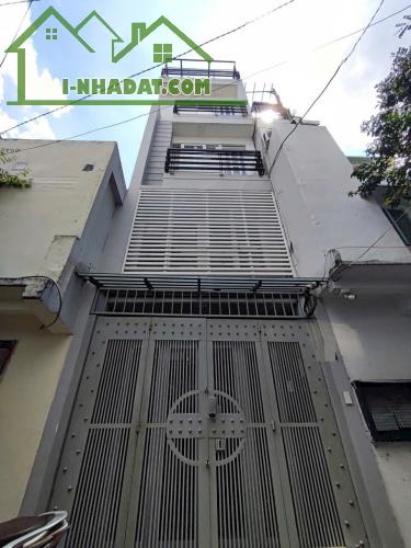 Bán nhà Q.Bình Thạnh, 5 tầng, XVNT, 4,9x11,4m, dòng tiền 10 tr/tháng, nhỉnh 6 tỷ