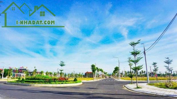 Đất song song trục Điện Biên Phủ, Hội An đường và lề 15m giá 1ty3 120m2