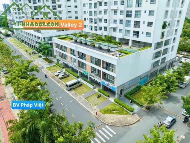 CẦN BÁN SHOPHOUSE 1 TRỆT + 1 LẦU TẠI DỰ ÁN SCENIC VALLEY 2 PHÚ MỸ HƯNG - 1