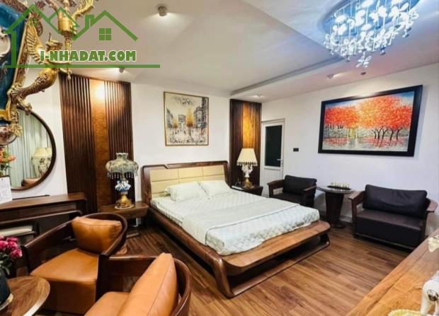 BÁN NHÀ MẶT PHỐ NGUYỄN TRƯỜNG TỘ, 55M², LÔ GÓC ,6 TẦNG, THANG MÁY HIỆN ĐẠI, GIÁ 37 TỶ - 4