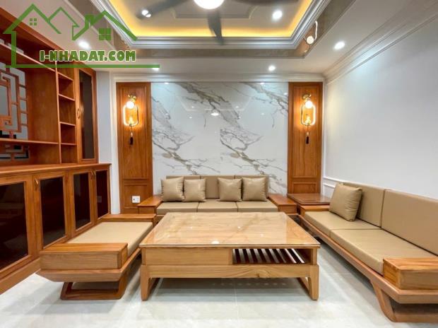 NHÀ PHỐ ĐỒNG BỘ NGUYỄN VĂN KHỐI KHU VIP HẺM 5M ĐẸP 5LẦU HƠN 8TỶ - 2